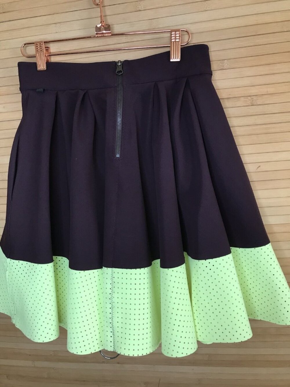 LULULEMON Away Dress Lycra Perforated Athleisure plum yellow Size 4-6 - Picture 4 of 8